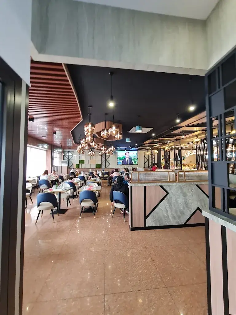 Sebastian Elfenkleid_Buffet d'Asie_Chenôve_review