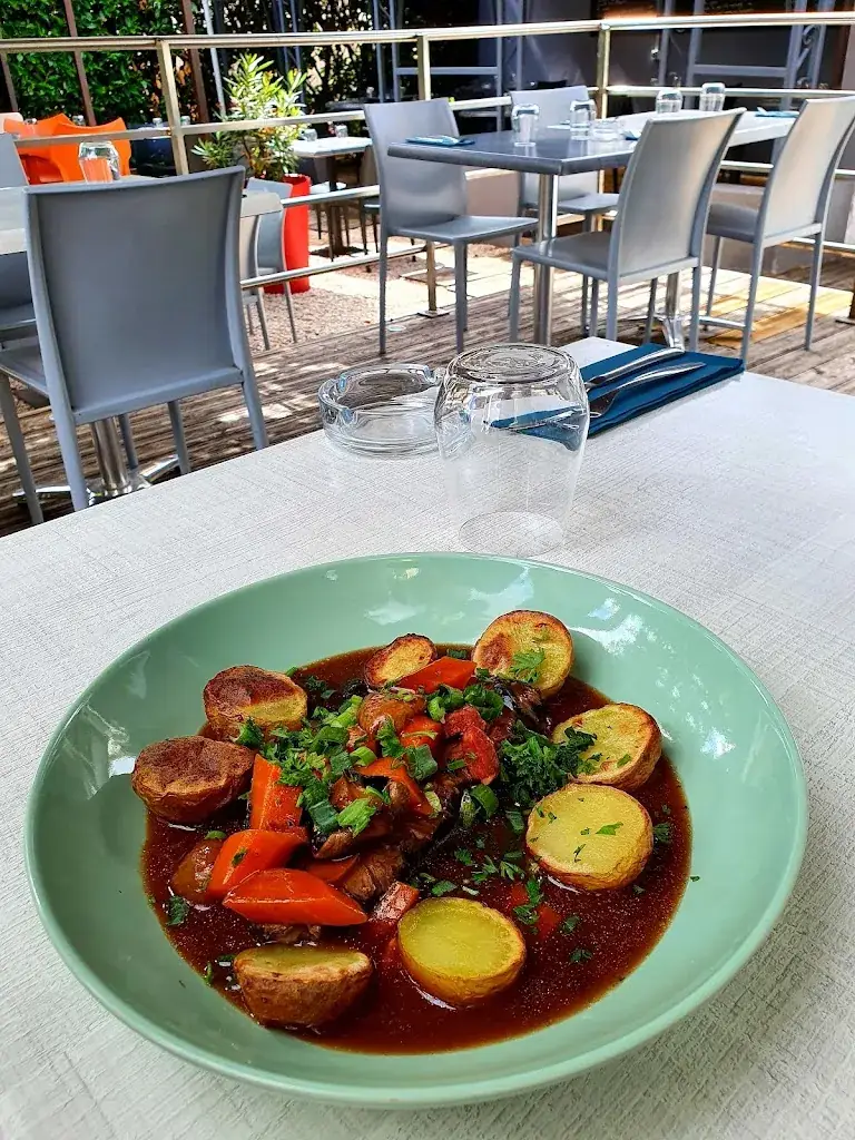 Chez Louise_Chenôve_slider_image_2