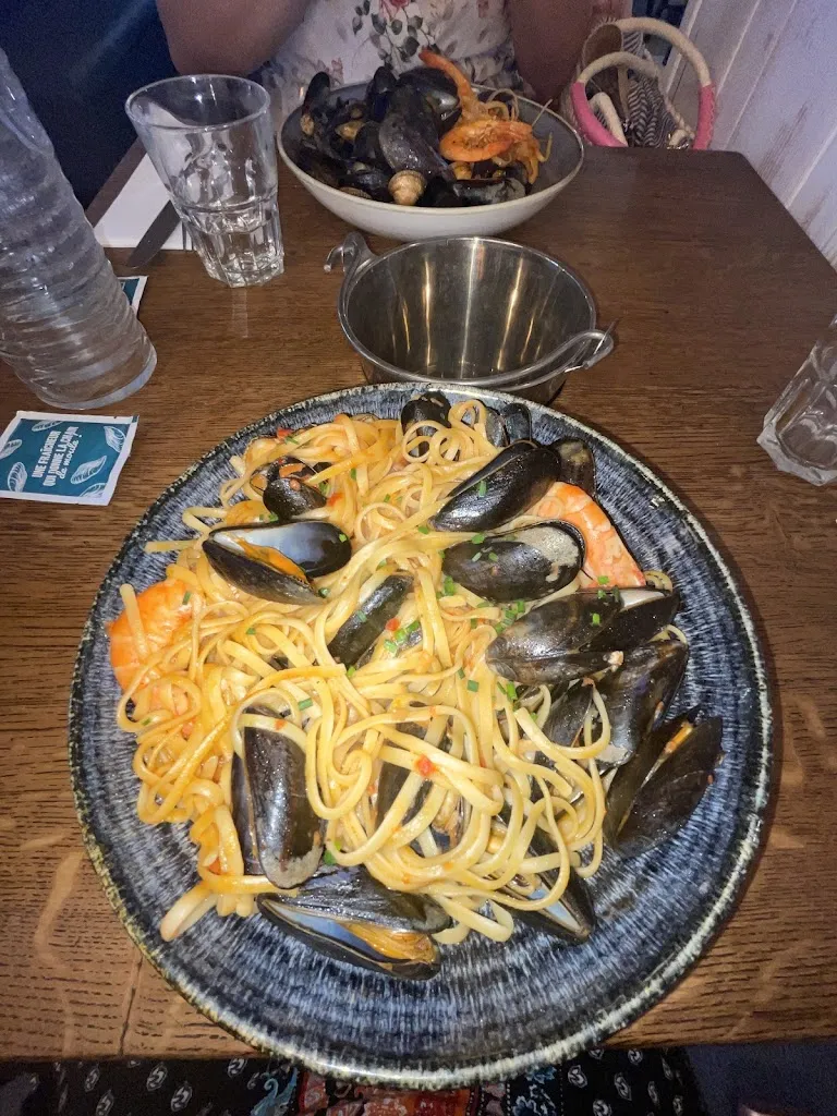 Lis K_Léon Fish Brasserie - Dijon-Chenove_Chenôve_review