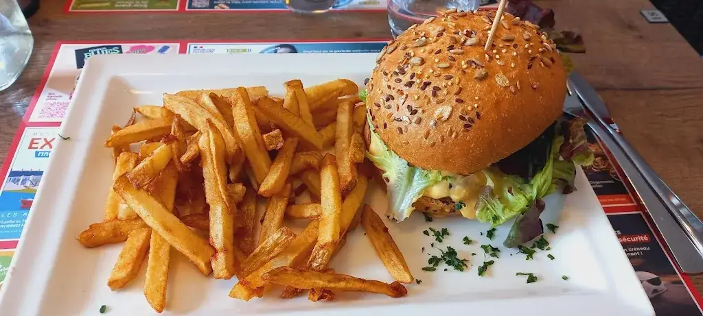 Christel_Brasserie Le Coul En Joie_Coulanges-lès-Nevers_review