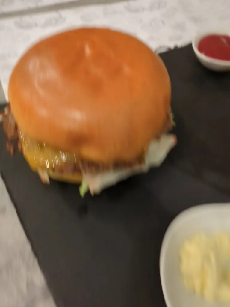 LA BRUSCHETTA - BURGER & CO_Courcelles-lès-Montbéliard_slider_image_2