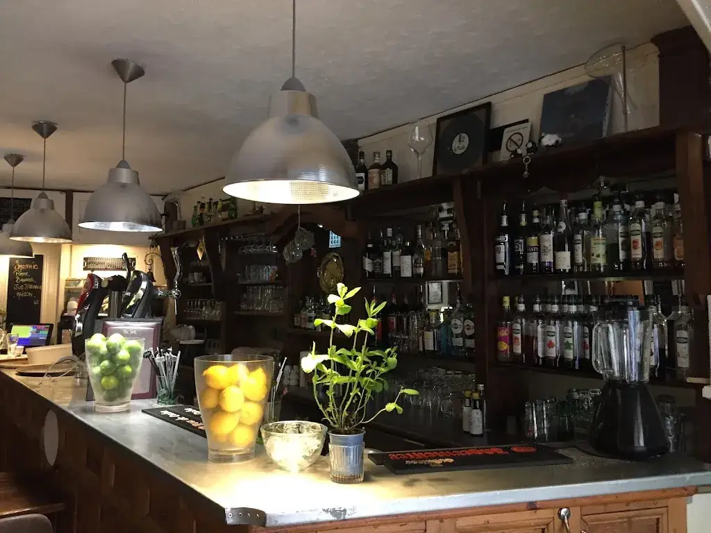 Le Black Sheep_Aubenas_slider_image_1