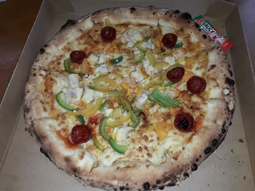 Chickenville_Champigny-sur-Marne_slider_image_3