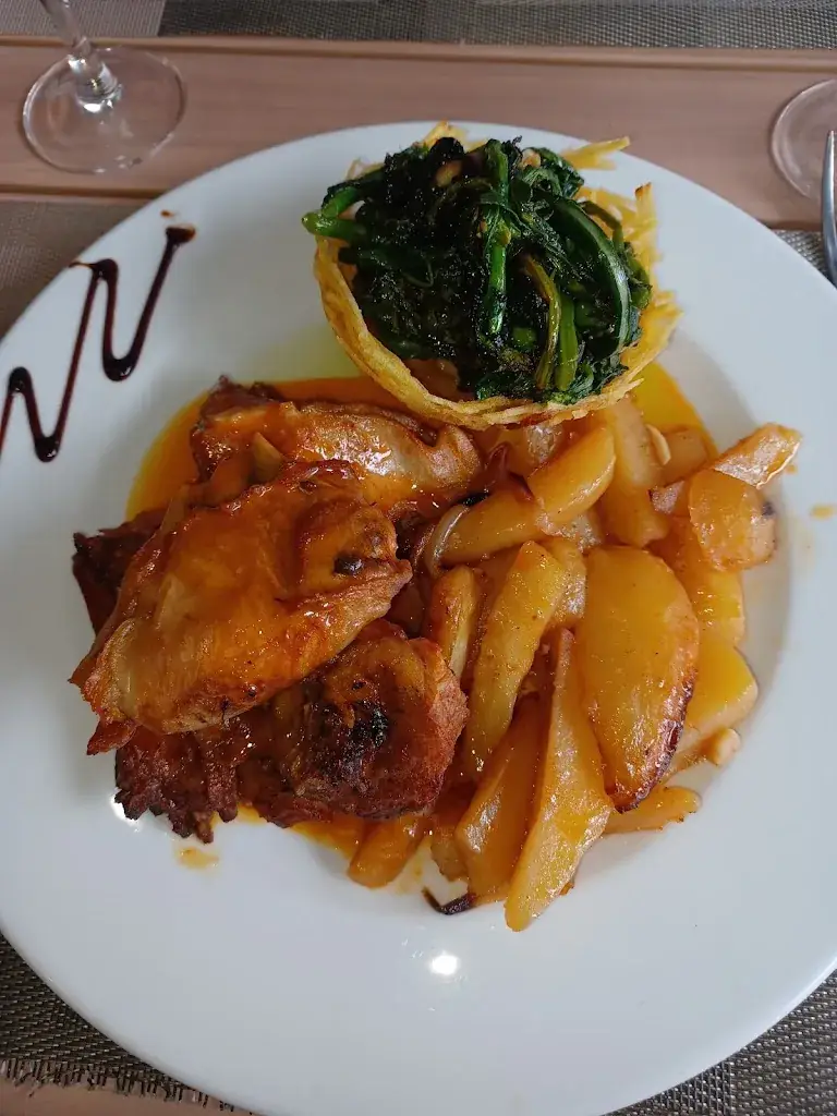 A Mesa Marie_Champigny-sur-Marne_slider_image_3