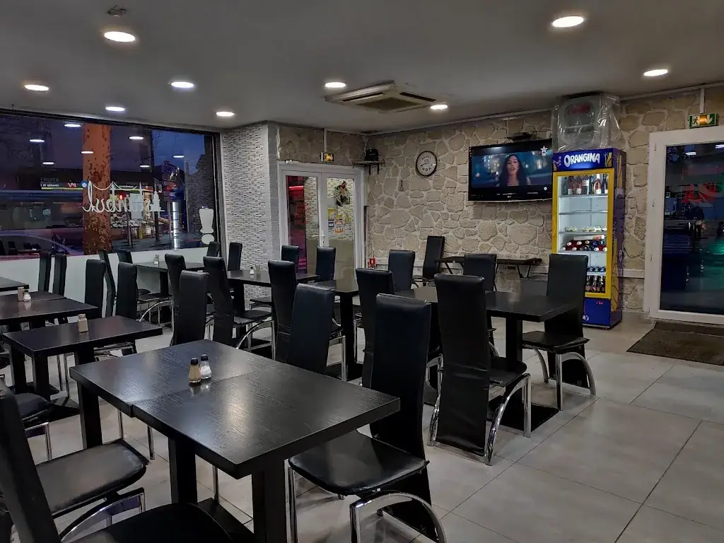 Istanbul62_Champigny-sur-Marne_slider_image_3