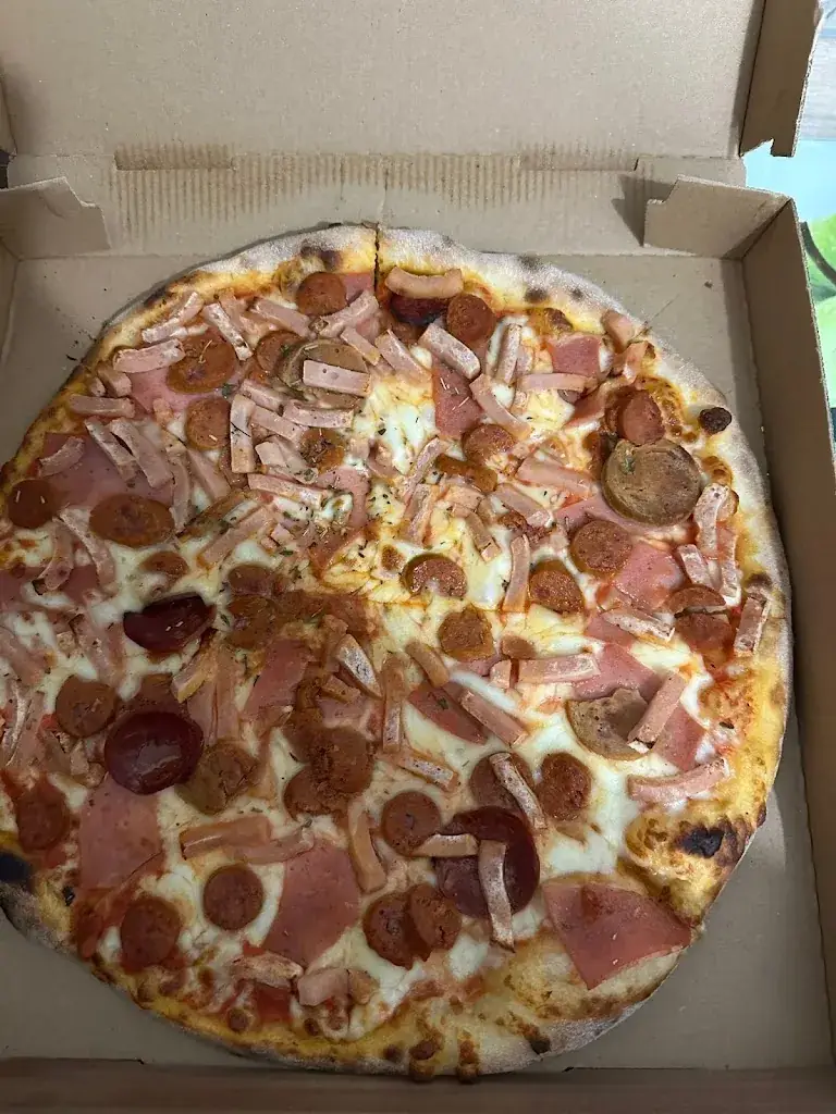 sofia ferreira_Palm pizza kazarta_Champigny-sur-Marne_review