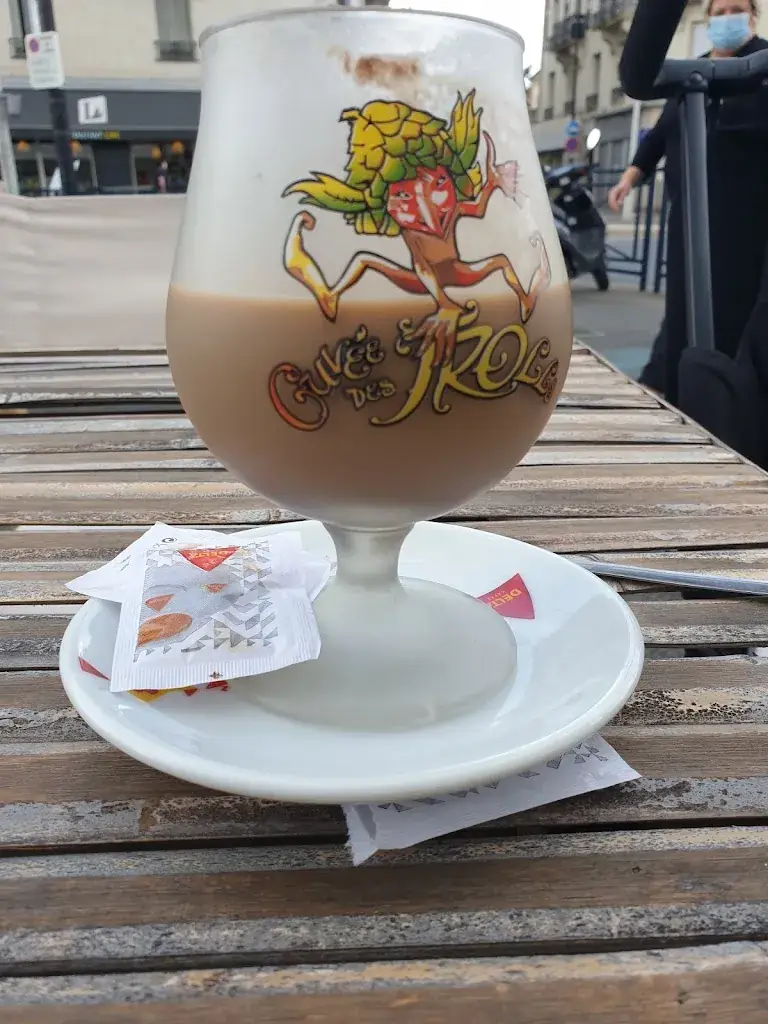 Rebeca Rusu_Aux Quatre Sergents_Champigny-sur-Marne_review