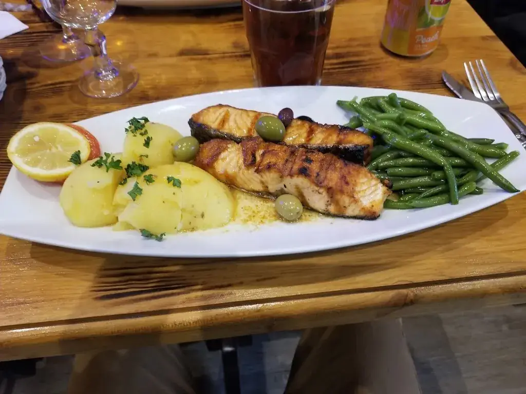 Tay H_O Pata Negra_Saint-Maur-des-Fossés_review