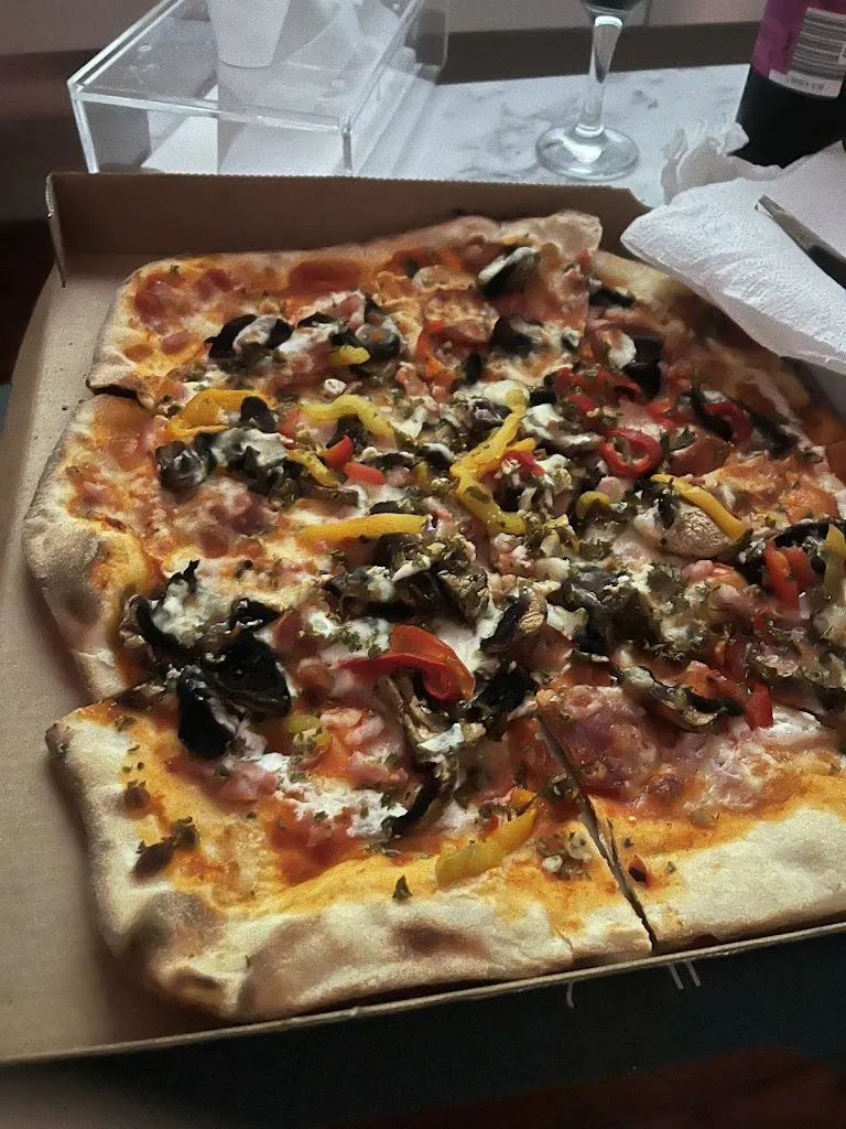 Le Kiosque à Pizzas_Champigny-sur-Marne_slider_image_3