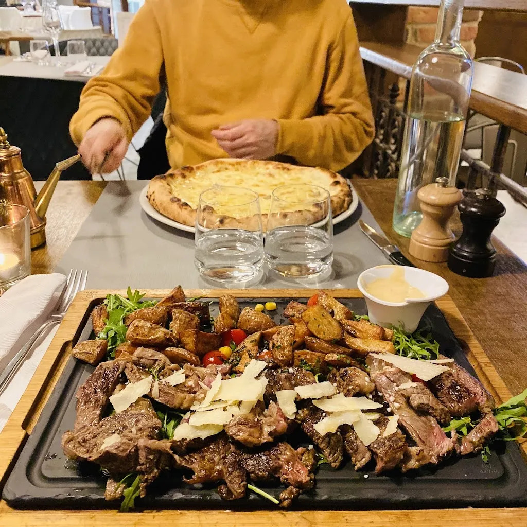 P Zhang_L’Artusi_Saint-Maur-des-Fossés_review