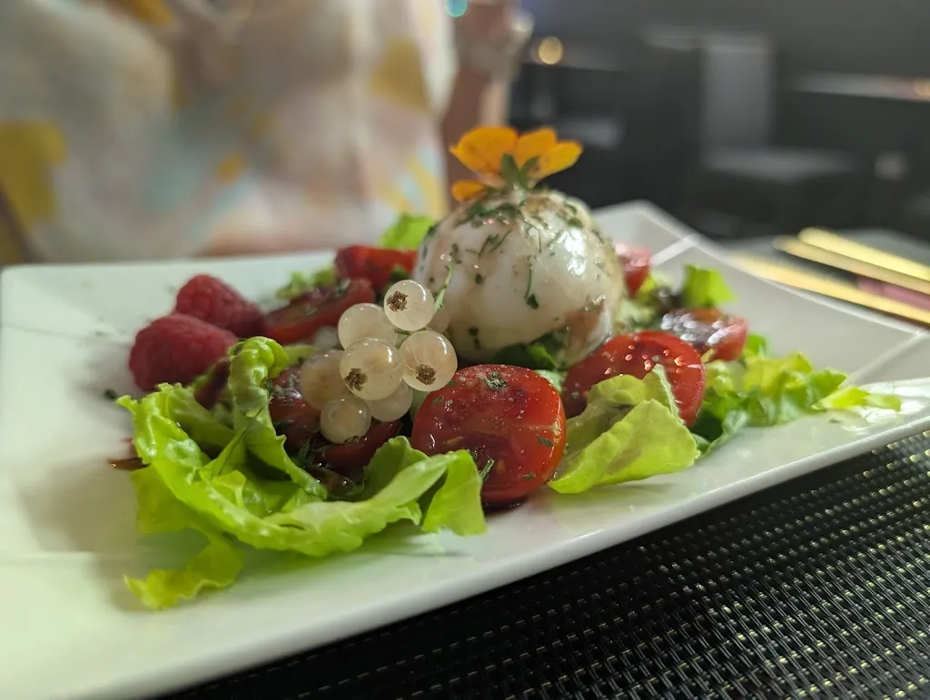 Marcel Heinemans_La Terrasse_Valdoie_review