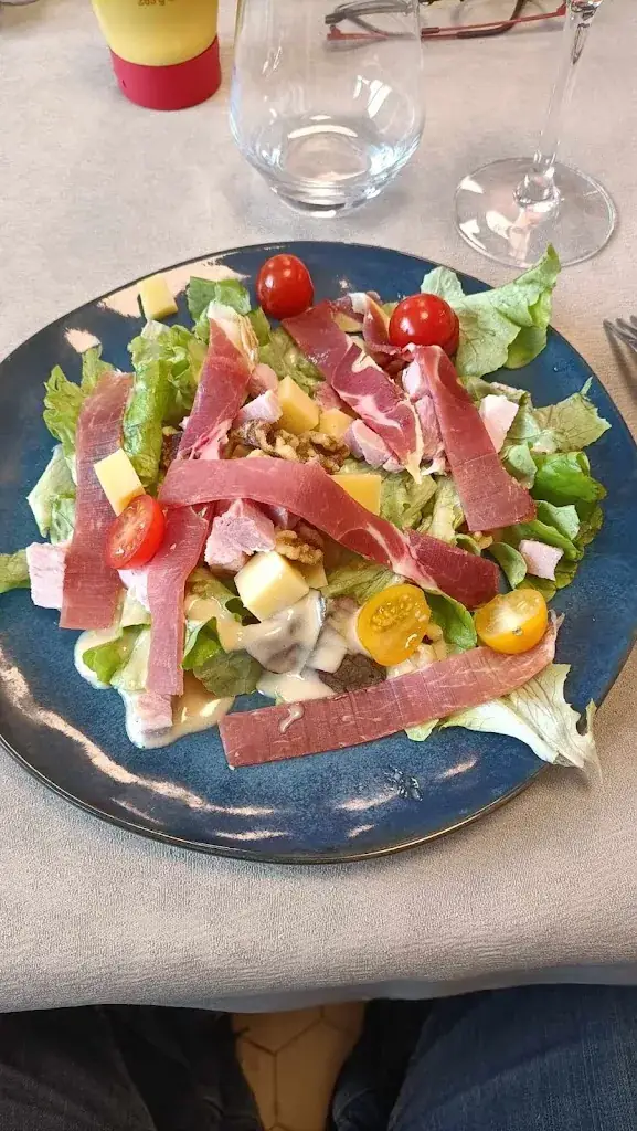 Marilyne Btn_Restaurant de la Gare_Cousance_avis