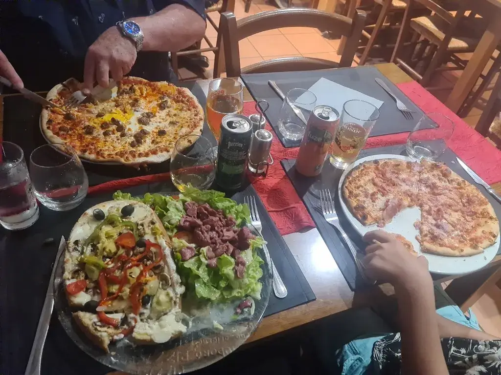 Pizzeria Barolino_Corbigny_slider_image_3