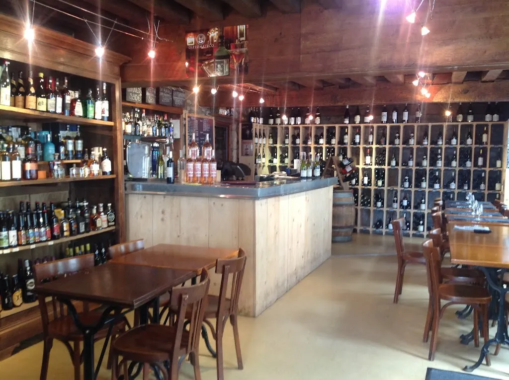 Cave St Louis_Corbigny_slider_image_2