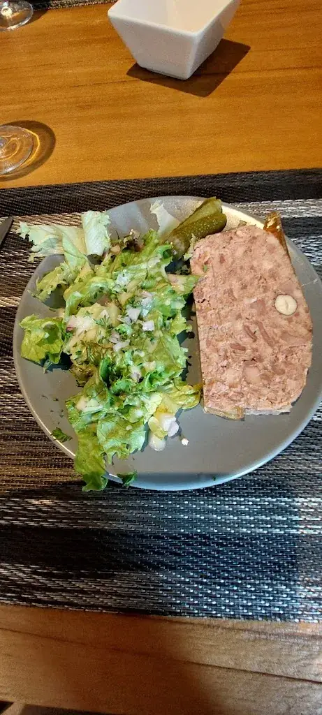 John Remmen_Auberge de Grandry_Dun-sur-Grandry_recensione