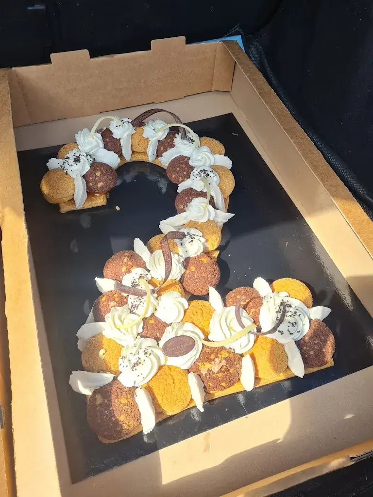 Inès Lestrade_Du Pain sur la Planche_Corbigny_review