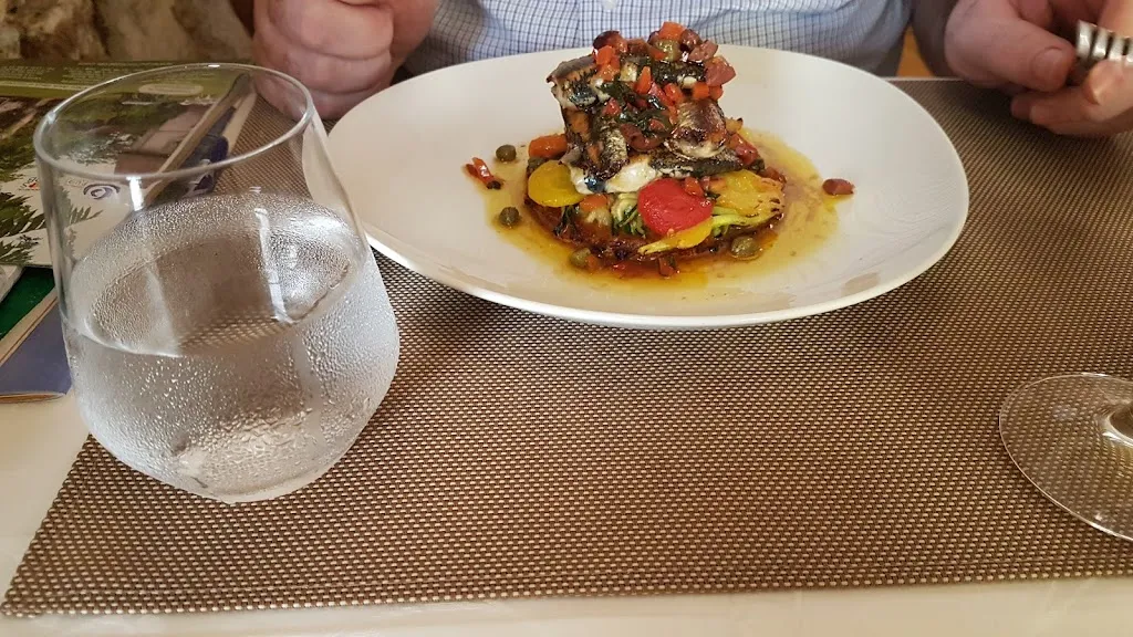 La Romanée_Dole_slider_image_2