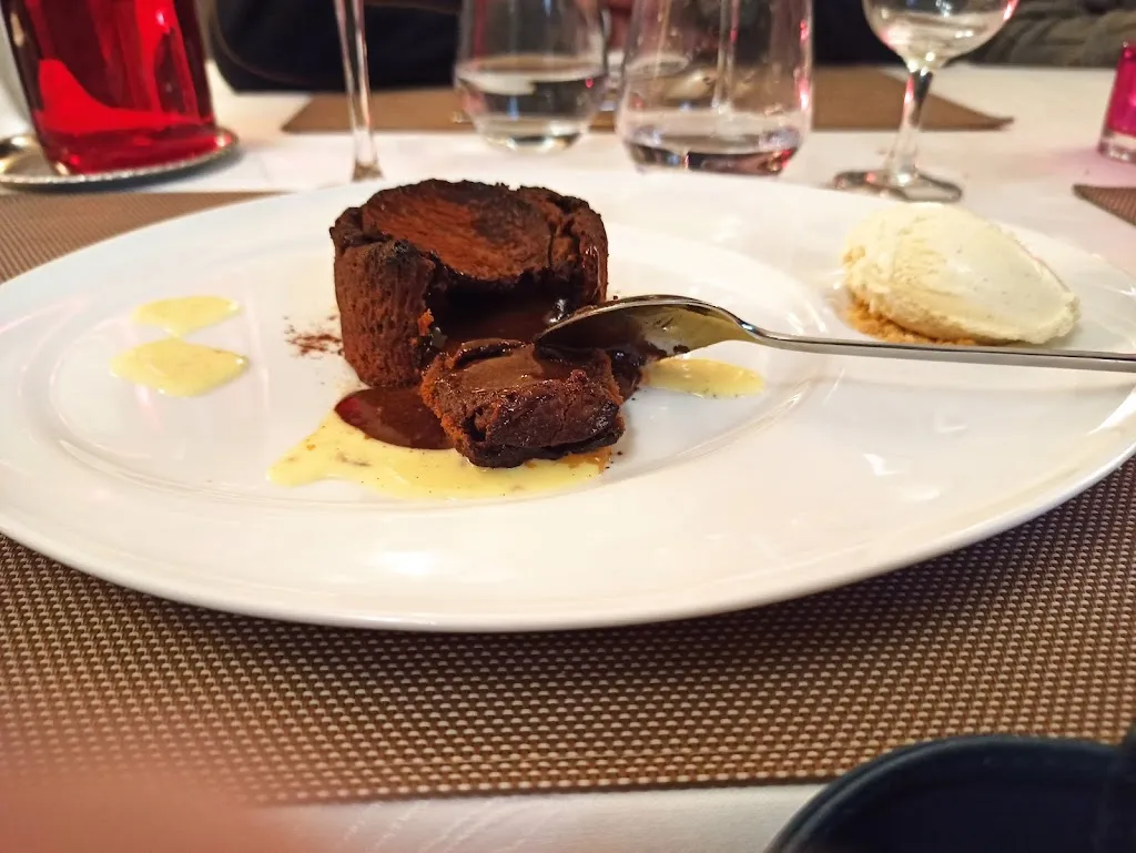 La Romanée_Dole_slider_image_3