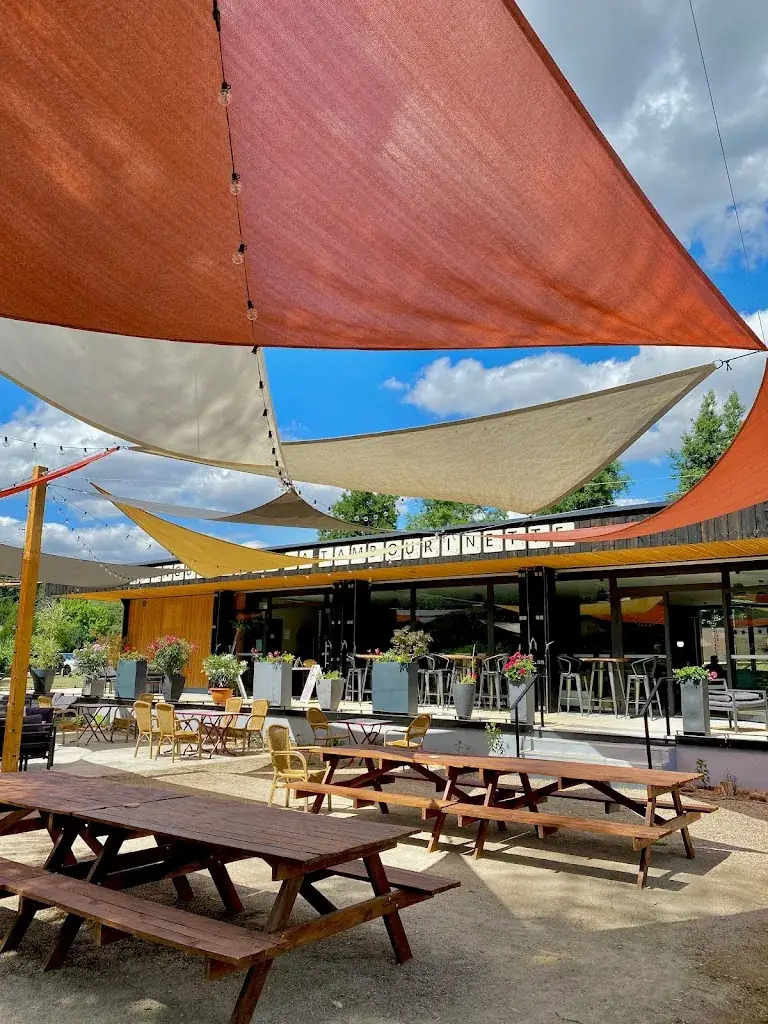 Guinguette de la Tambourinette_Clamecy_slider_image_1