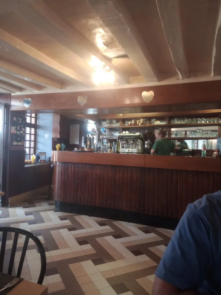 inspiron 69300_L'ile Margot_Clamecy_review