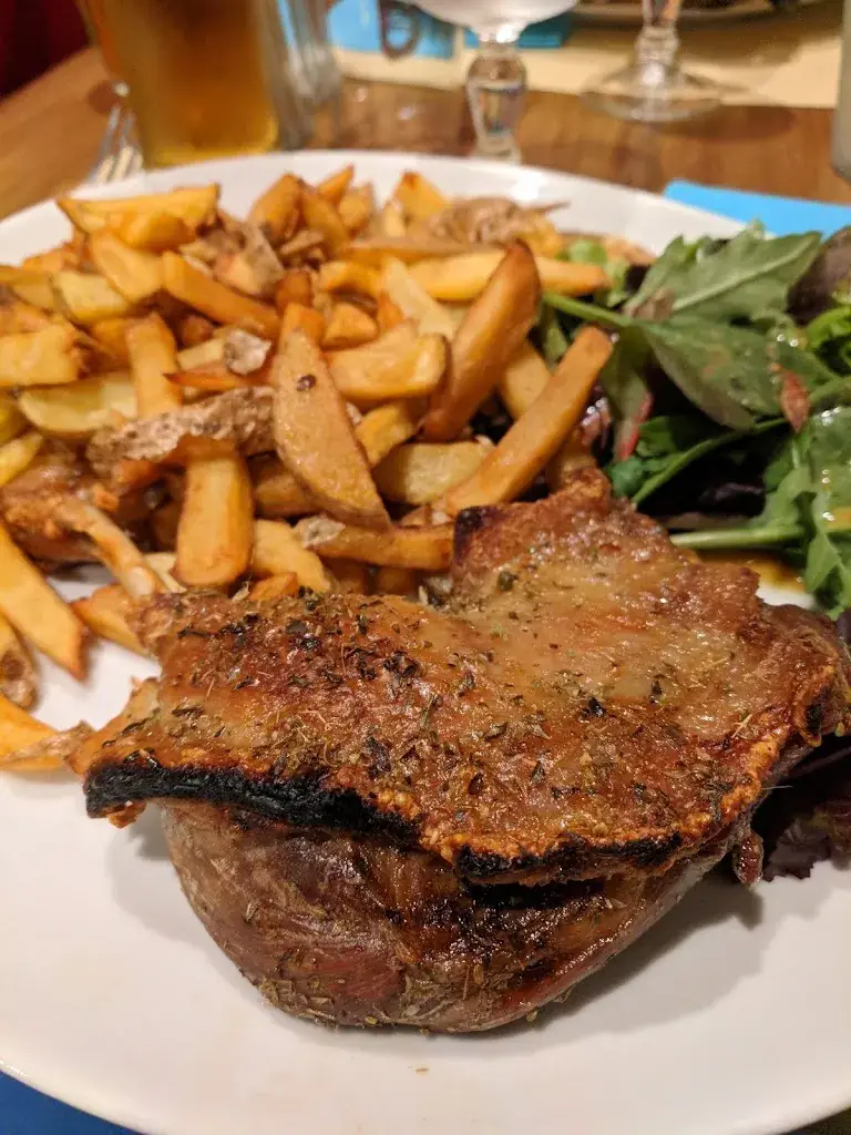 Eric R_LA VIEILLE ROME_Clamecy_review