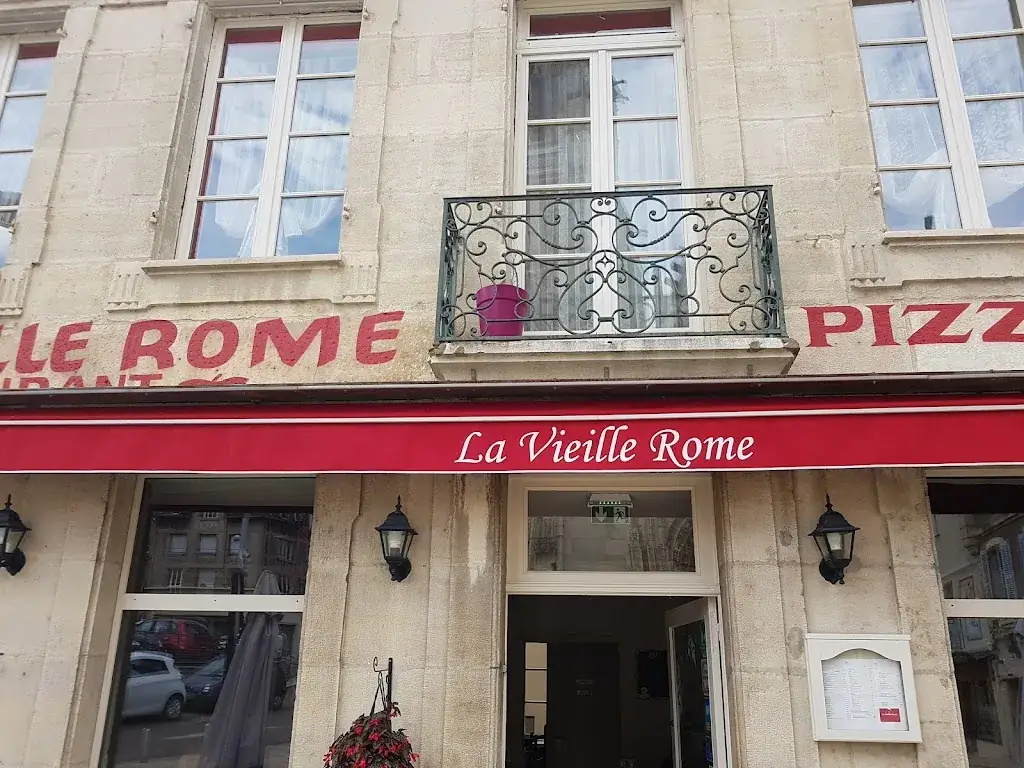 LA VIEILLE ROME_Clamecy_slider_image_1