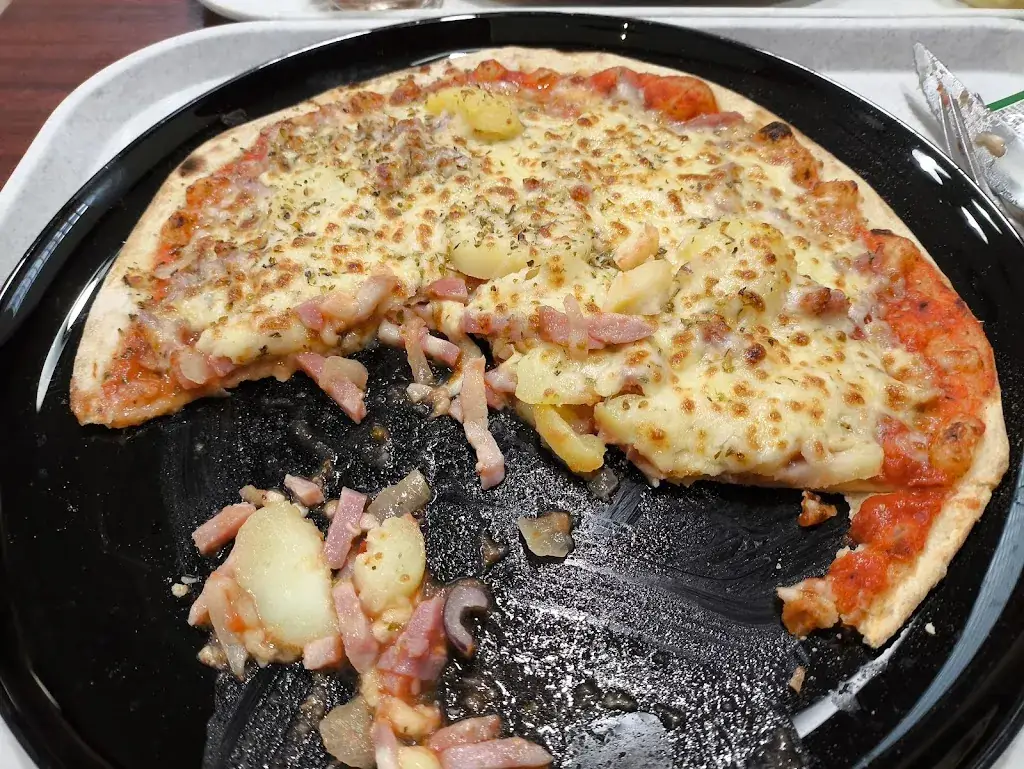 andré Strale_ESAT de Clamecy - Cafétéria la Mirandole_Clamecy_review