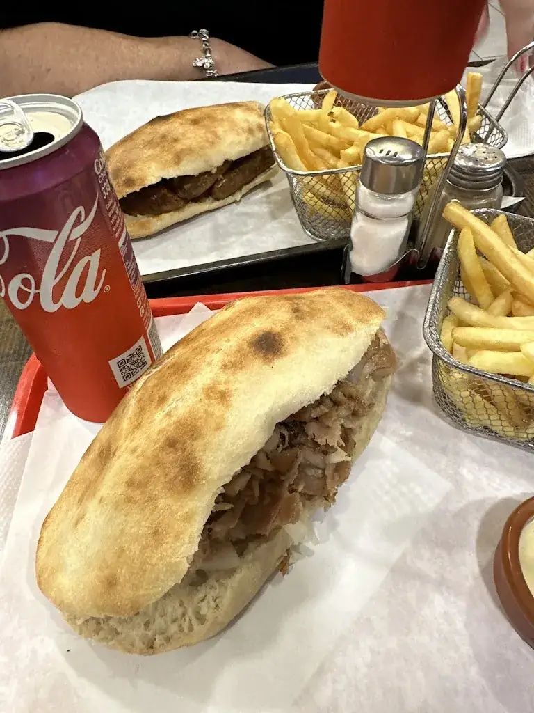 Jean Baptiste Minder_Snack Ptt_Clamecy_review