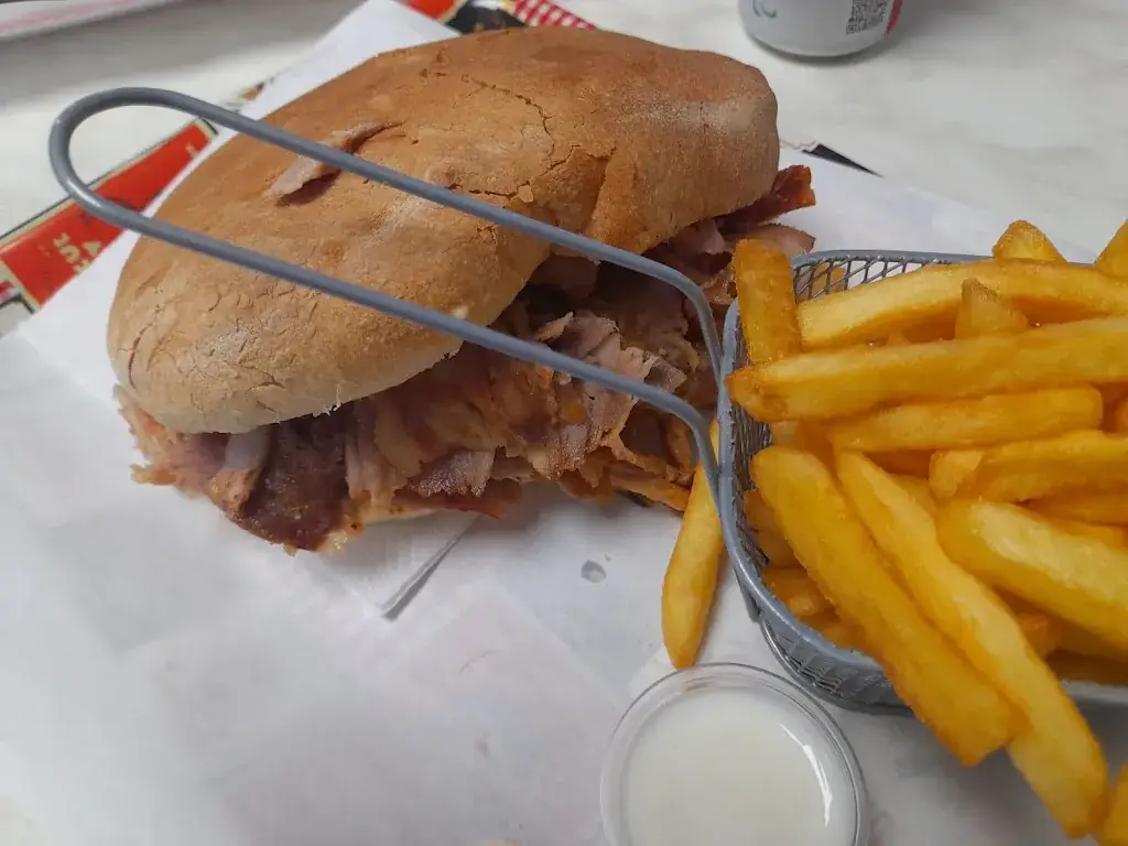 grégory charré_Istambul Kebab_Clamecy_recensione