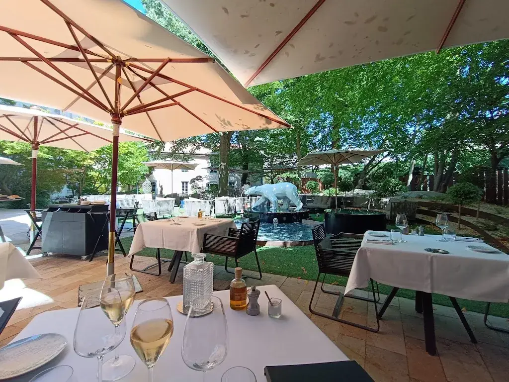 The Garden of the bells_Dijon_slider_image_3