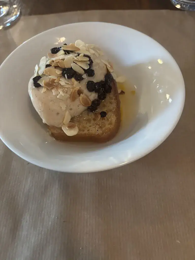 Le Chat_Cosne-Cours-sur-Loire_slider_image_3