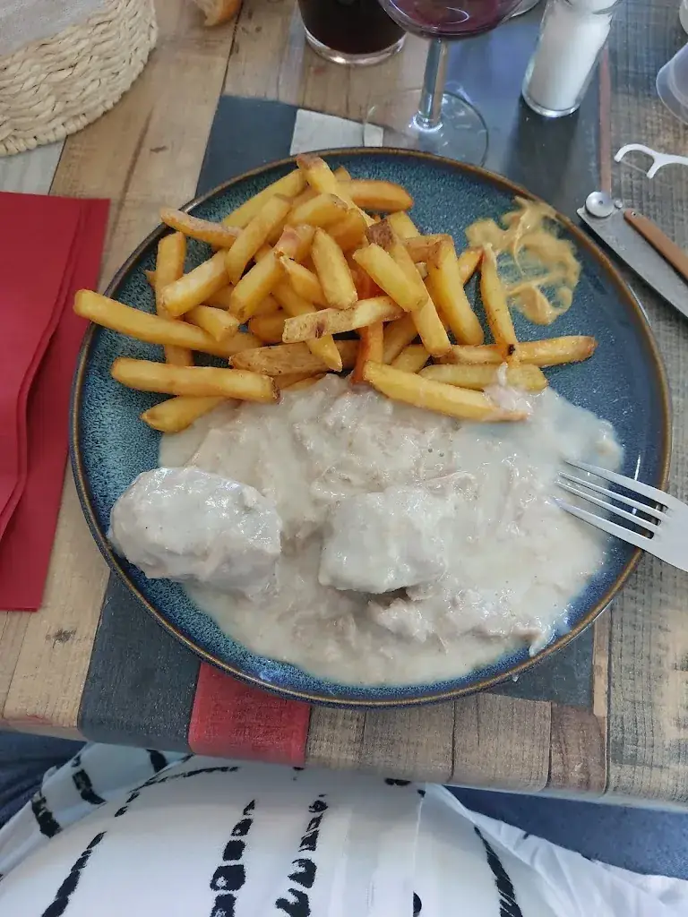 René Landre_Relais routier La Tassée_Cosne-Cours-sur-Loire_review