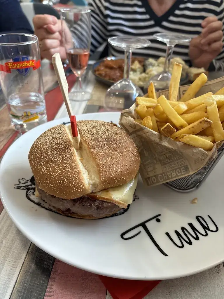 Angel OnlyOne_Relais routier La Tassée_Cosne-Cours-sur-Loire_review