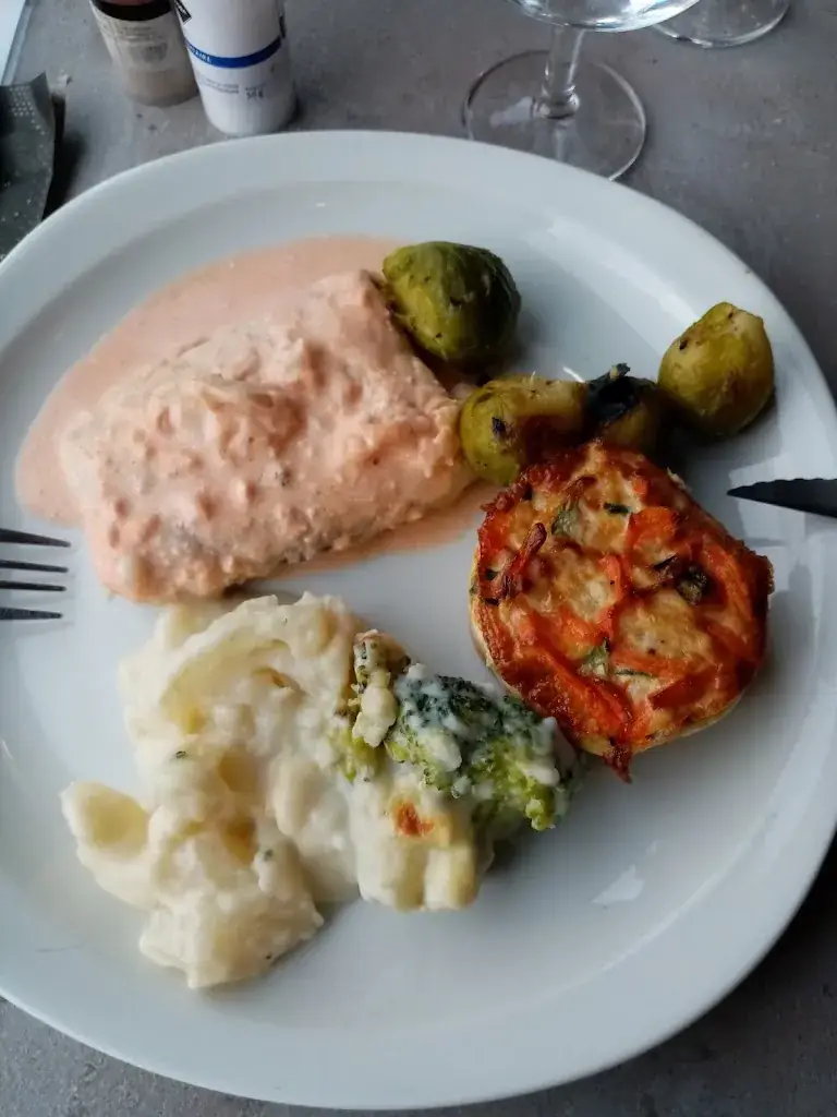 Kris'tel_ORESTO_Cosne-Cours-sur-Loire_review