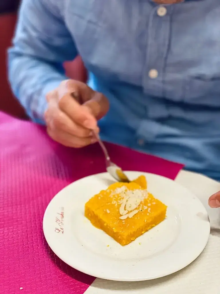 Meg Mar_Le Kashmir_Cosne-Cours-sur-Loire_review