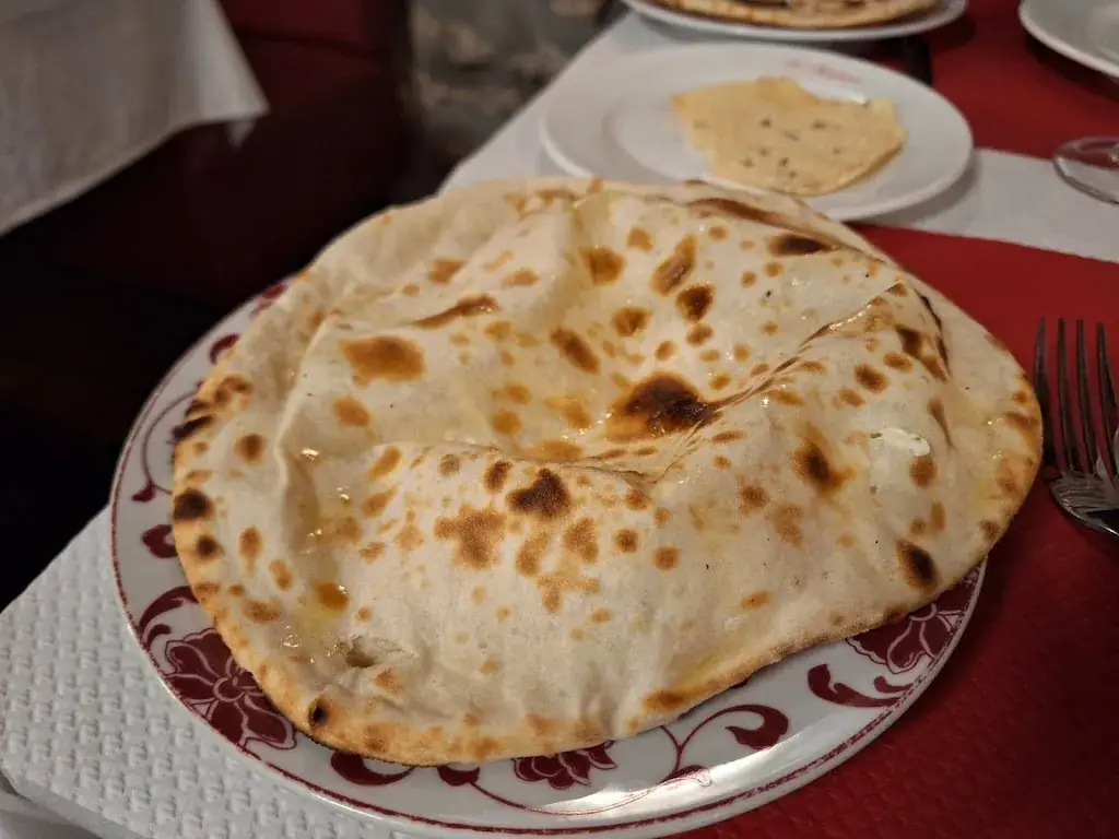 Le Kashmir_Cosne-Cours-sur-Loire_slider_image_2