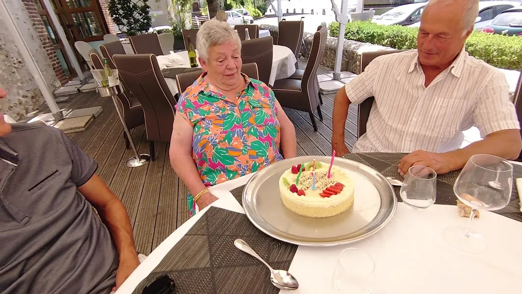 Restaurant La Lucarne aux Chouettes_Villeneuve-sur-Yonne_slider_image_2