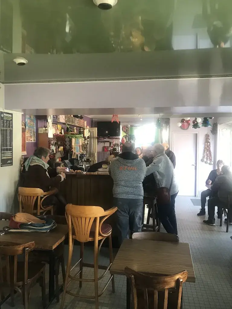 Le Café de la Poste_Dampierre-sur-Salon_slider_image_1