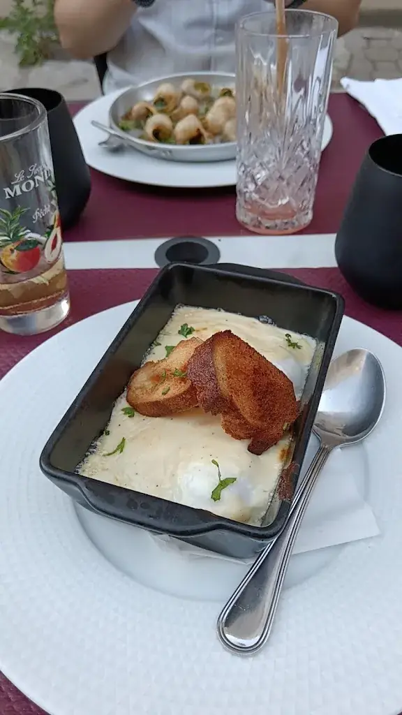 Elé SkullDeath_L'Estaminet Nevers_Nevers_review