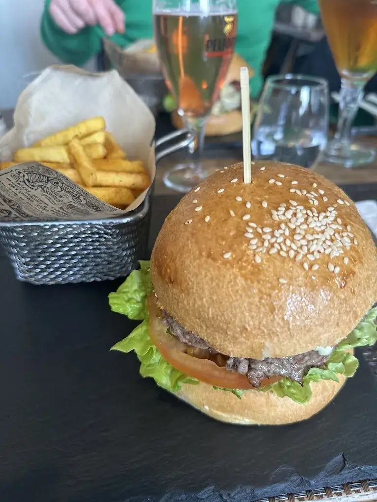 Liz Harivel_Au Comptoir de Marie_Dampierre-en-Yvelines_recensione