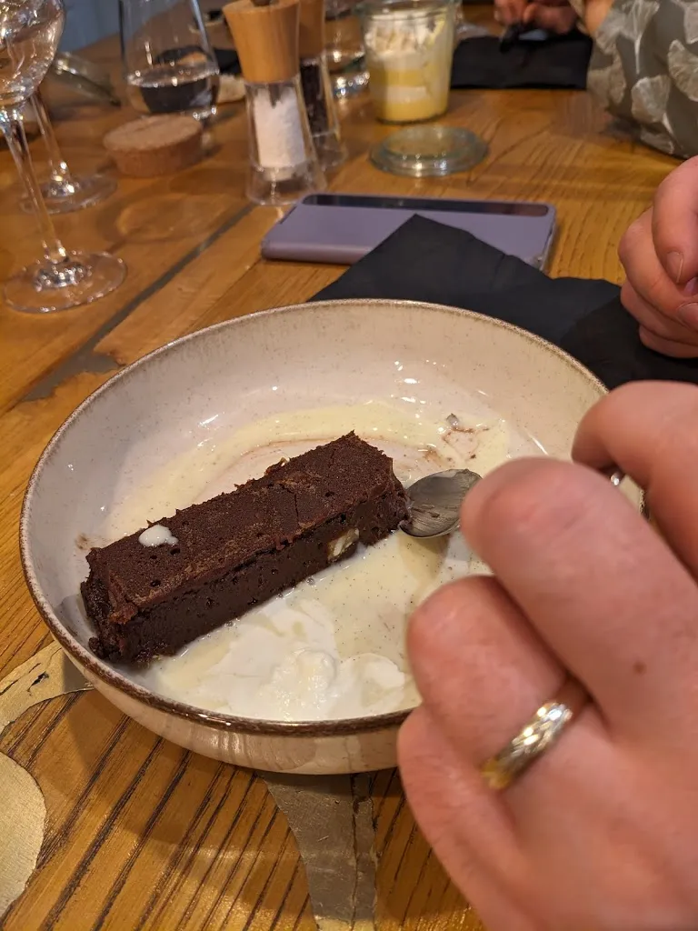 Thibault Saint-Genis_L'instant présent_Beaumont-lès-Valence_review