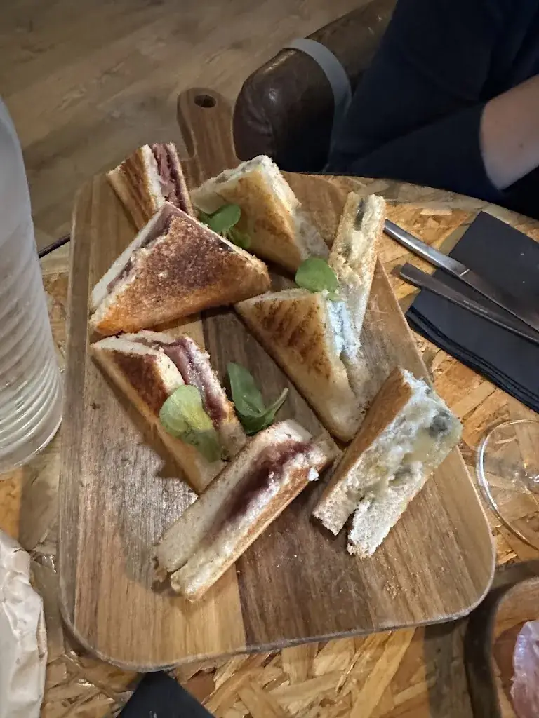 Menu_Les17_Dampierre-en-Yvelines_image_9