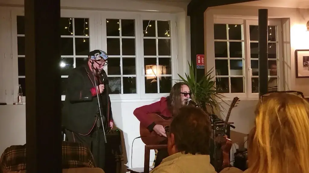 Les17_Dampierre-en-Yvelines_slider_image_2