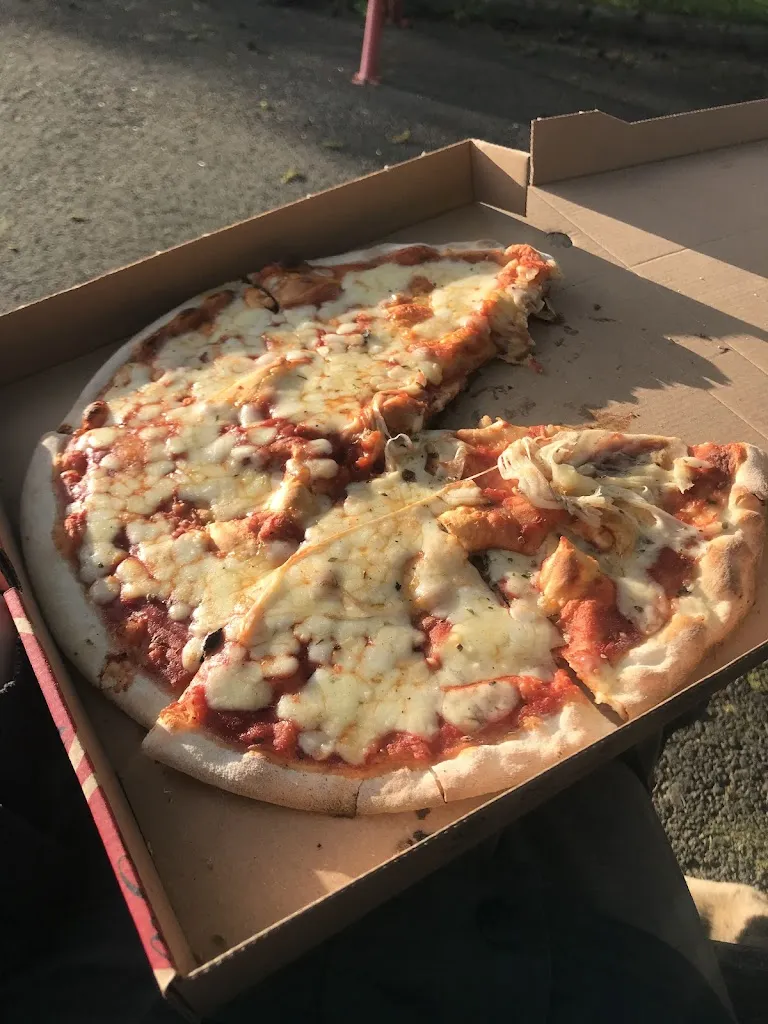 Pizzeria Valentino restaurante en Crêches-sur-Saône