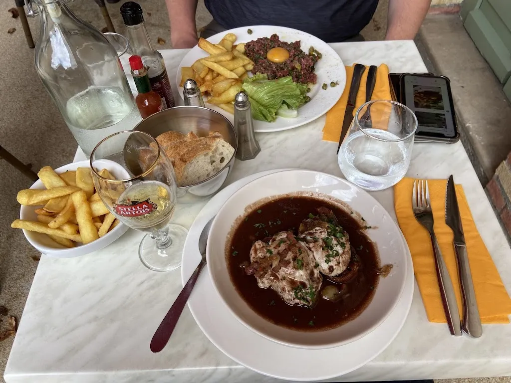 La Halte de L'Abbaye_Cluny_slider_image_2