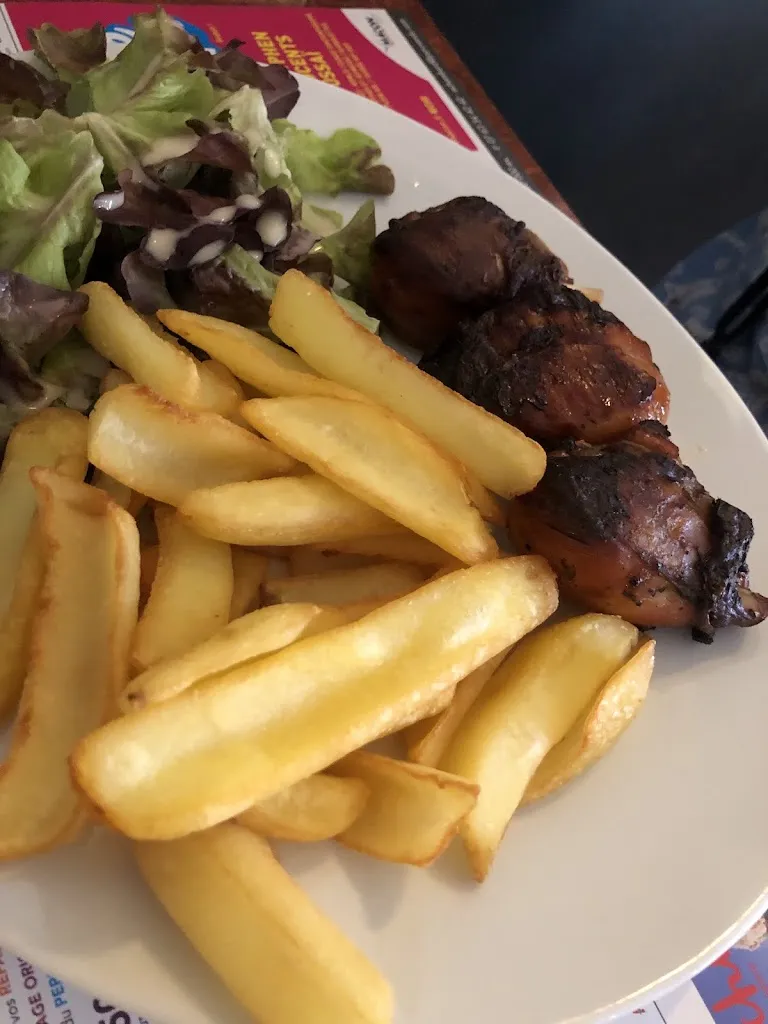 Sab Tee_La Petite Auberge_Cluny_recensione