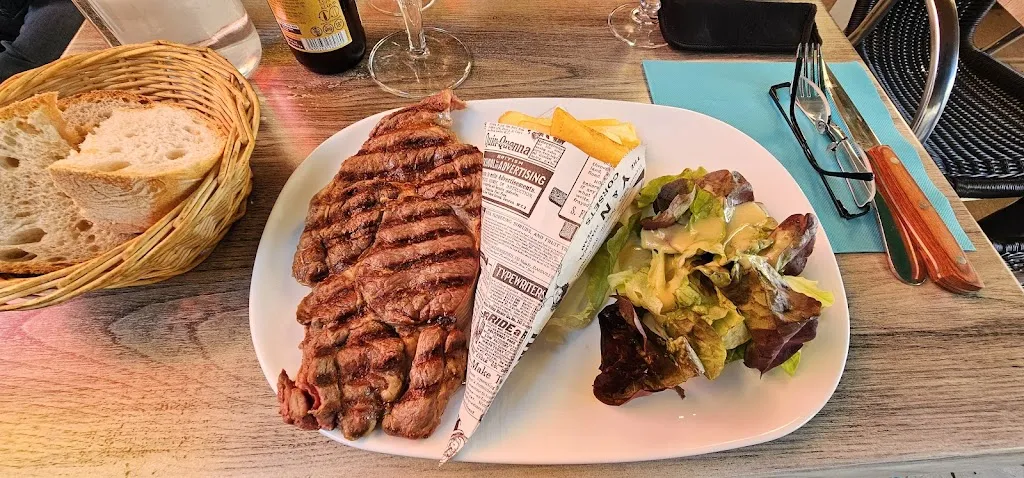 La Petite Auberge_Cluny_slider_image_3