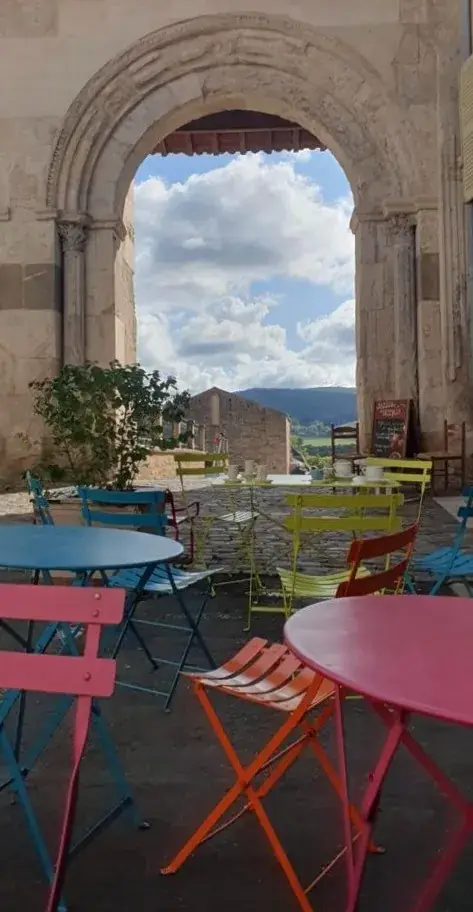 Chez Louisette restaurant in Cluny