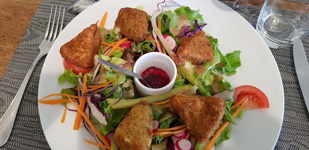 Les Marronniers_Cluny_slider_image_2