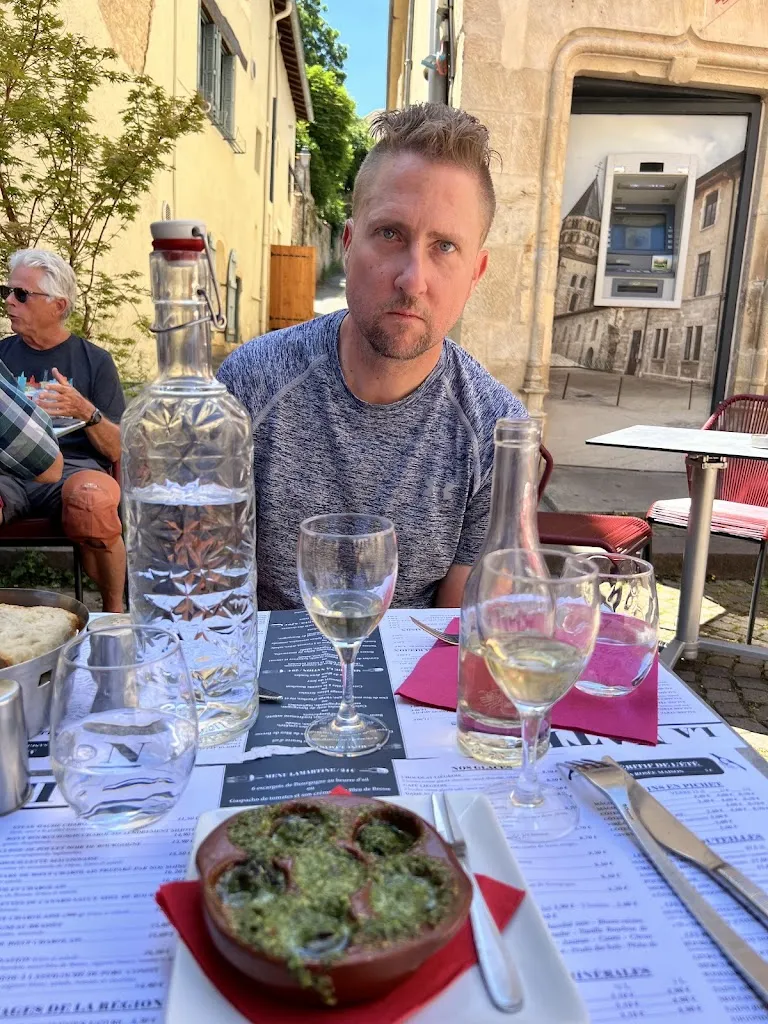 Chris Detzel_La Nation_Cluny_review